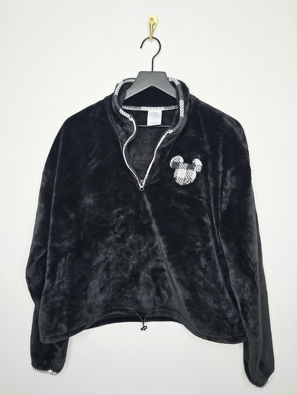 Disney Cropped Quarter Zip Pull Over Size XLarge